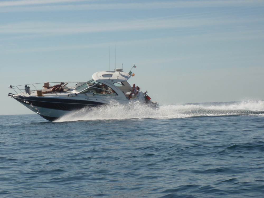 Speed Boat Cruise - Vilamoura - Best Yacht Charters